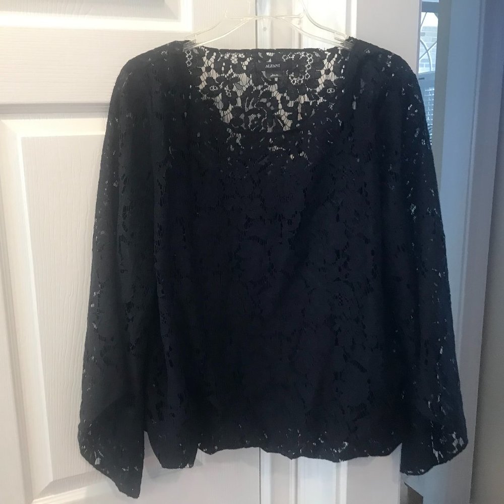 Ladies Alfani Black Shirt, Size L
